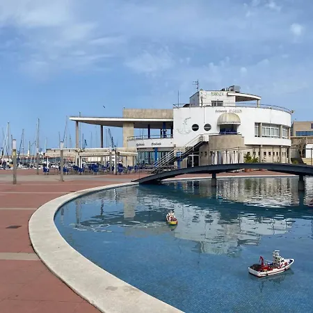 アパート Piso El